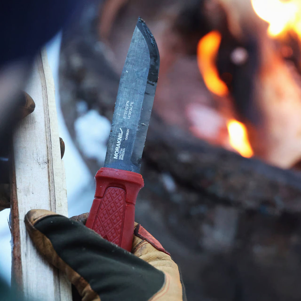 Cuchillo de supervivencia Morakniv Garberg BlackBlade (C) en acero al carbono con recubrimiento DLC