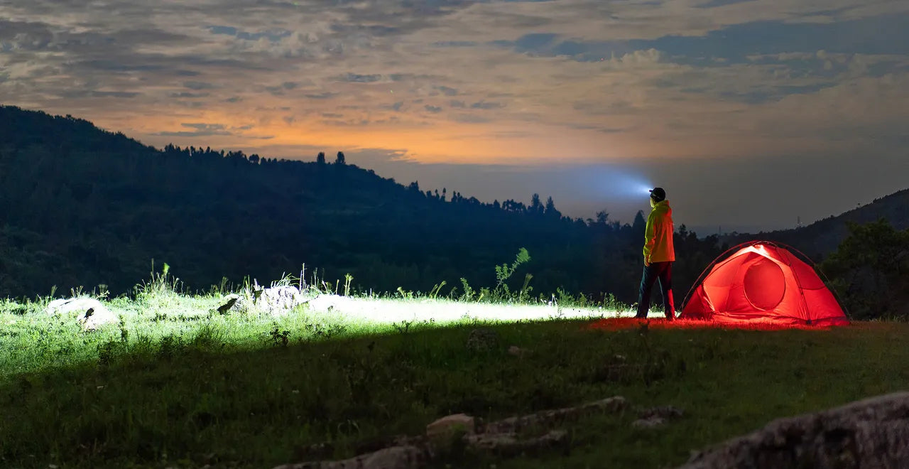 Linterna LED OLight Perun 3 3000 lúmenes