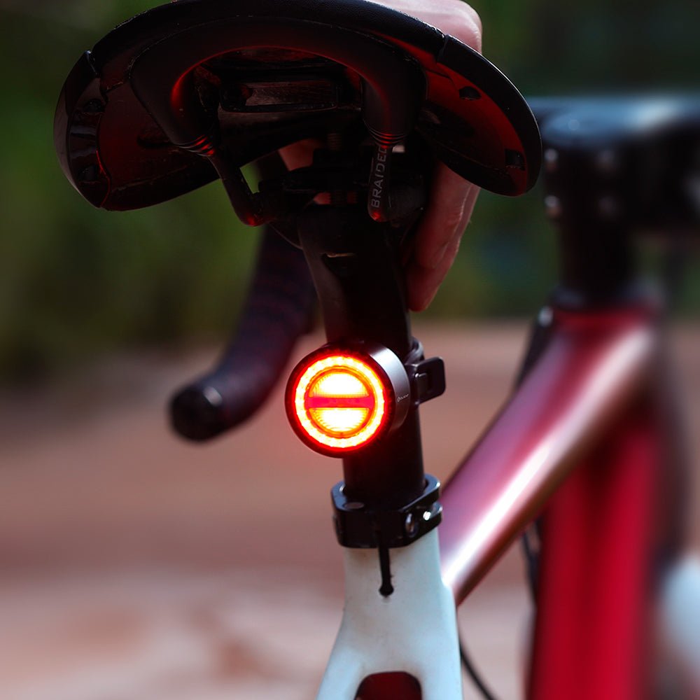 Luz Trasera para Bicicleta Olight BS‑100 – 360° 100 lumens y sensor de frenado