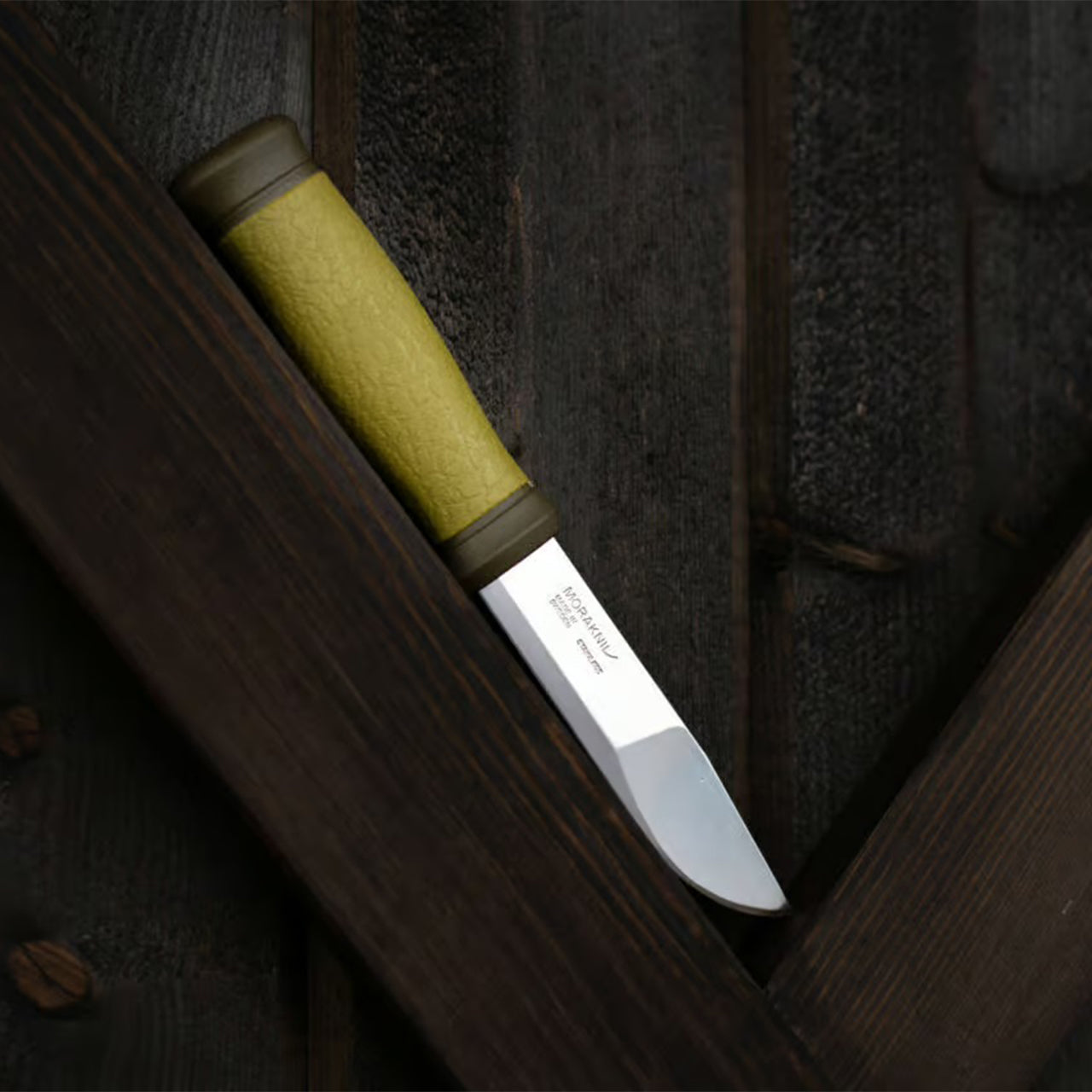 Cuchillo Morakniv Mora 2000 (S) en acero inoxidable