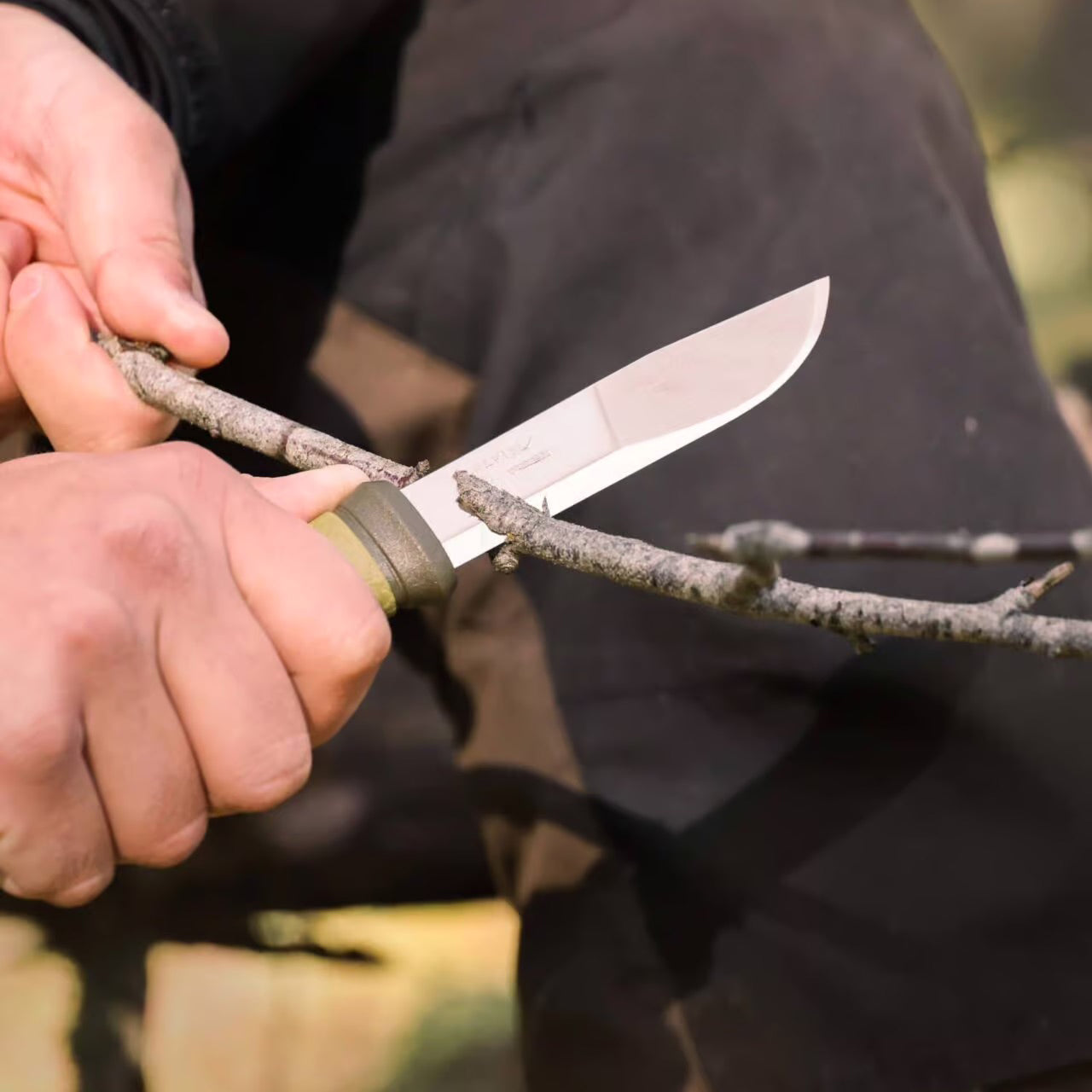 Cuchillo Morakniv Mora 2000 (S) en acero inoxidable