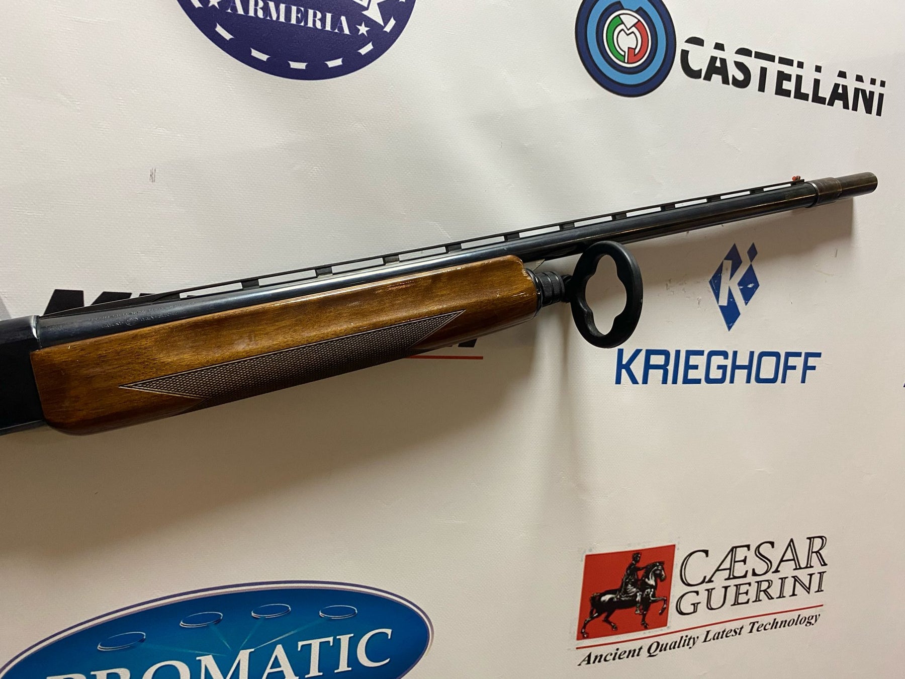 Escopeta Browning B80 Cañón 70cm Chokes Exteriores