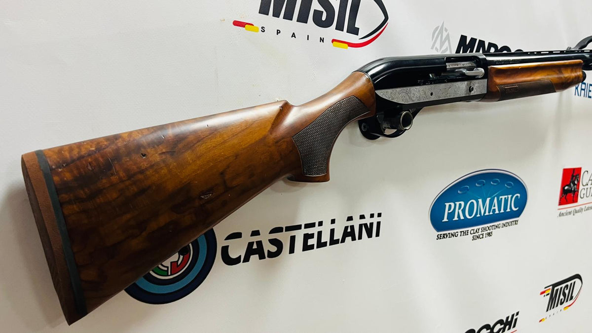 Escopeta Semiautomática Benelli Duca DI Montefeltro Cañón 71cm