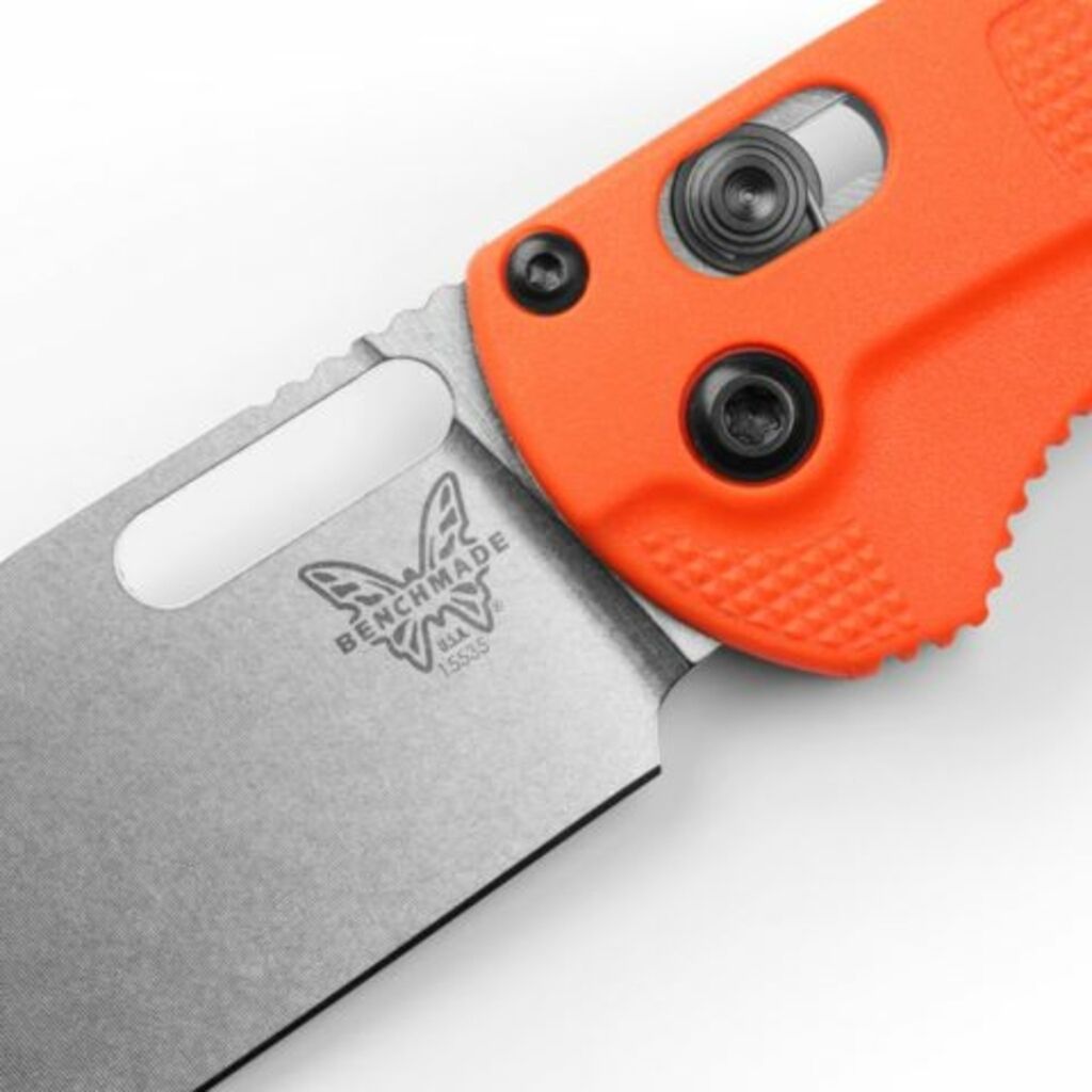 Navaja BENCHMADE Taggedout CPM-154 Grivory detalle oficial