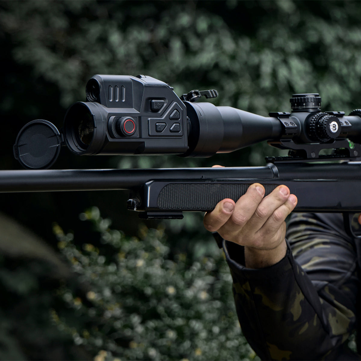 Monocular térmico clip-on Guide TB630LP acoplable con LRF