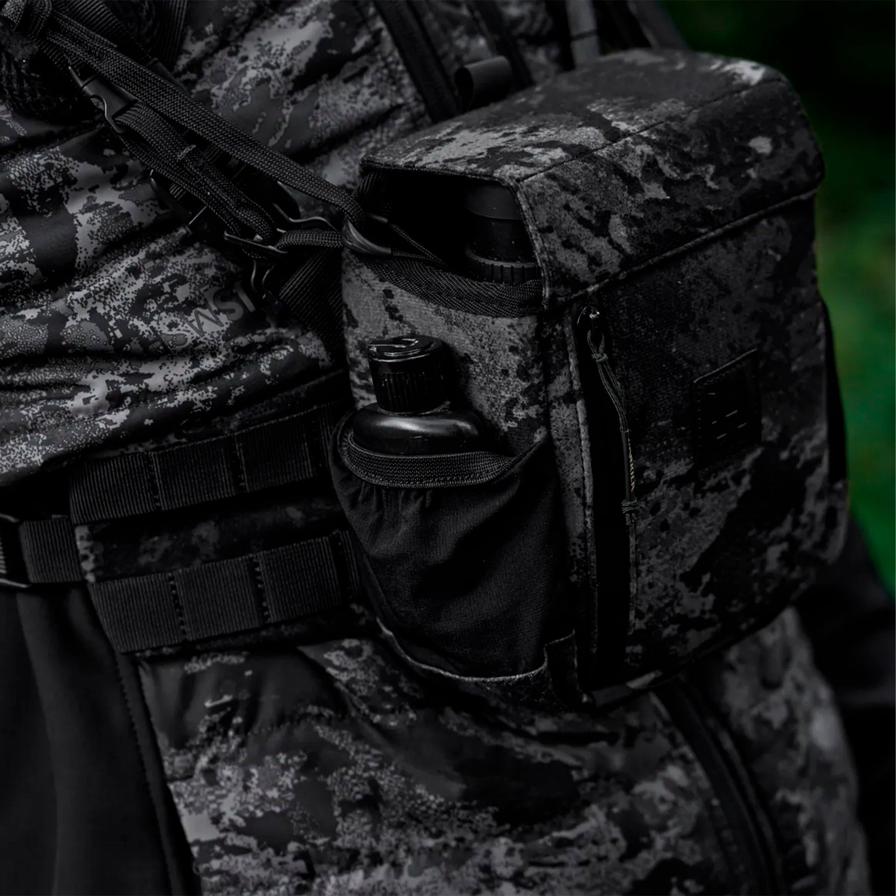 Arnés para prismáticos Harkila Noctyx Bino Harness
