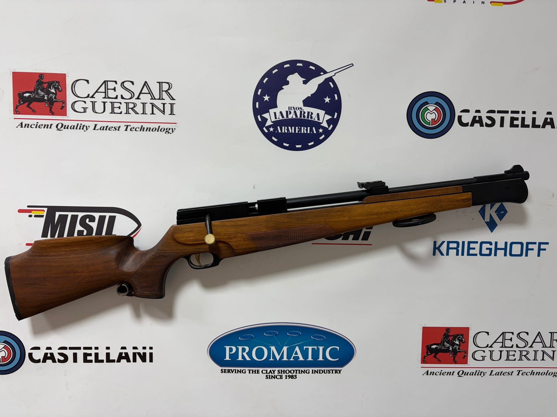 OCASIÓN Carabina PCP BM Guns Stuzen calibre .22