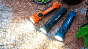 Linterna LED de mano Olight Seeker 4 Pro 4.600 lúmenes