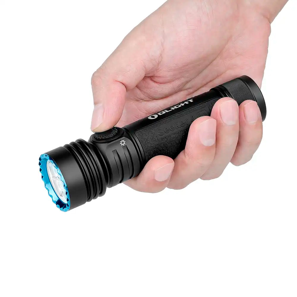 Linterna LED de mano Olight Seeker 4 Pro 4.600 lúmenes