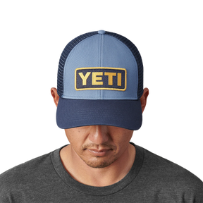 Gorra Logo Badge Low Profile Trucker Hat