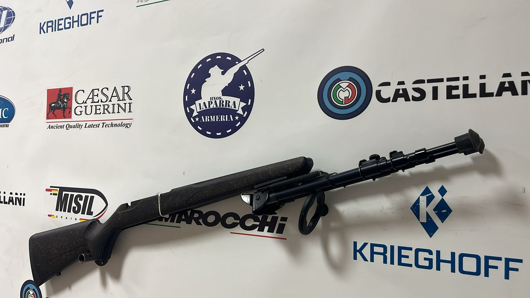 OCASION Culata para rifle Tikka T3x con bípode Harris