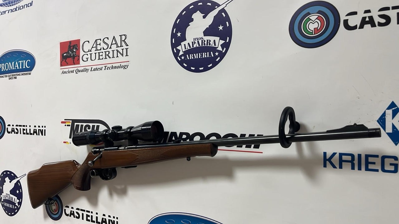 OCASION Carabina Anschütz C/ .22 LR + visor