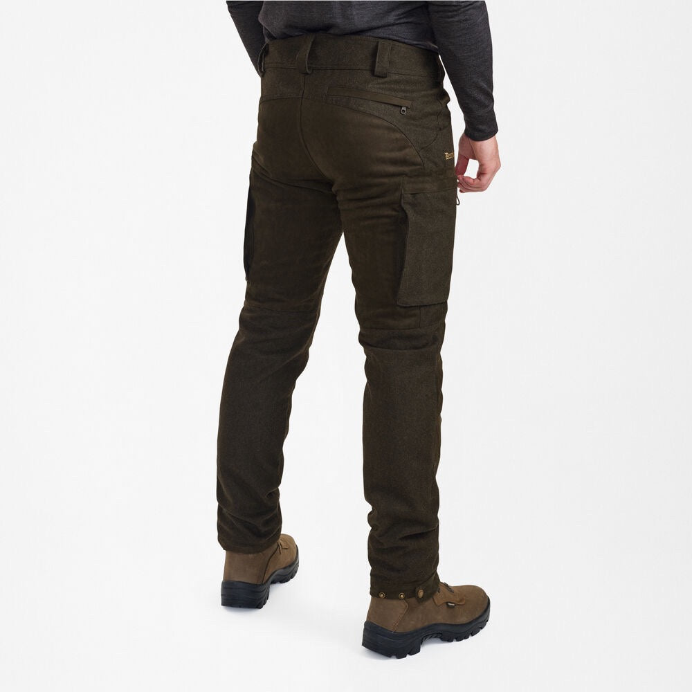 Pantalones DEERHUNTER Trata