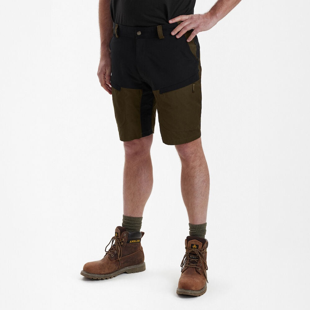 Pantalones cortos DEERHUNTER Strike