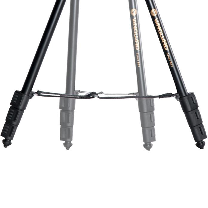 Apertura del bípode Vanguard Scout B62