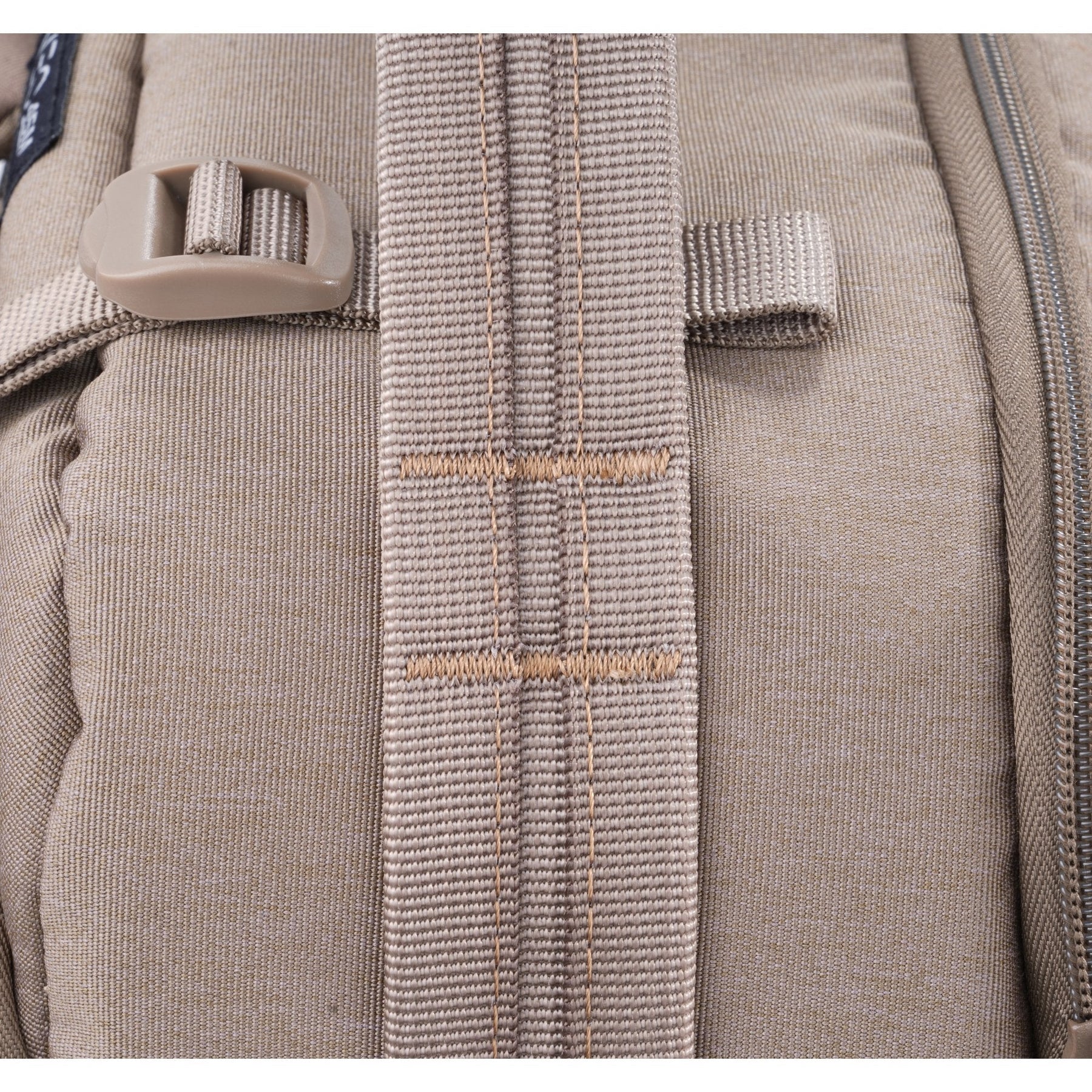 Mochila para cámara y equipo táctica Veo Range T48 BG, asa