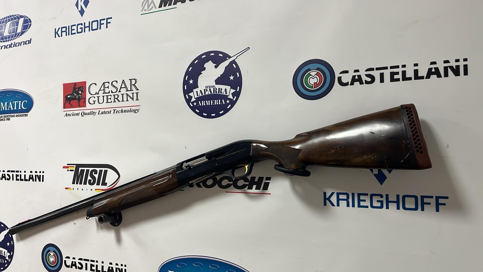 OCASION Escopeta repetidora Benelli Mancino cañón 71cm zurdo