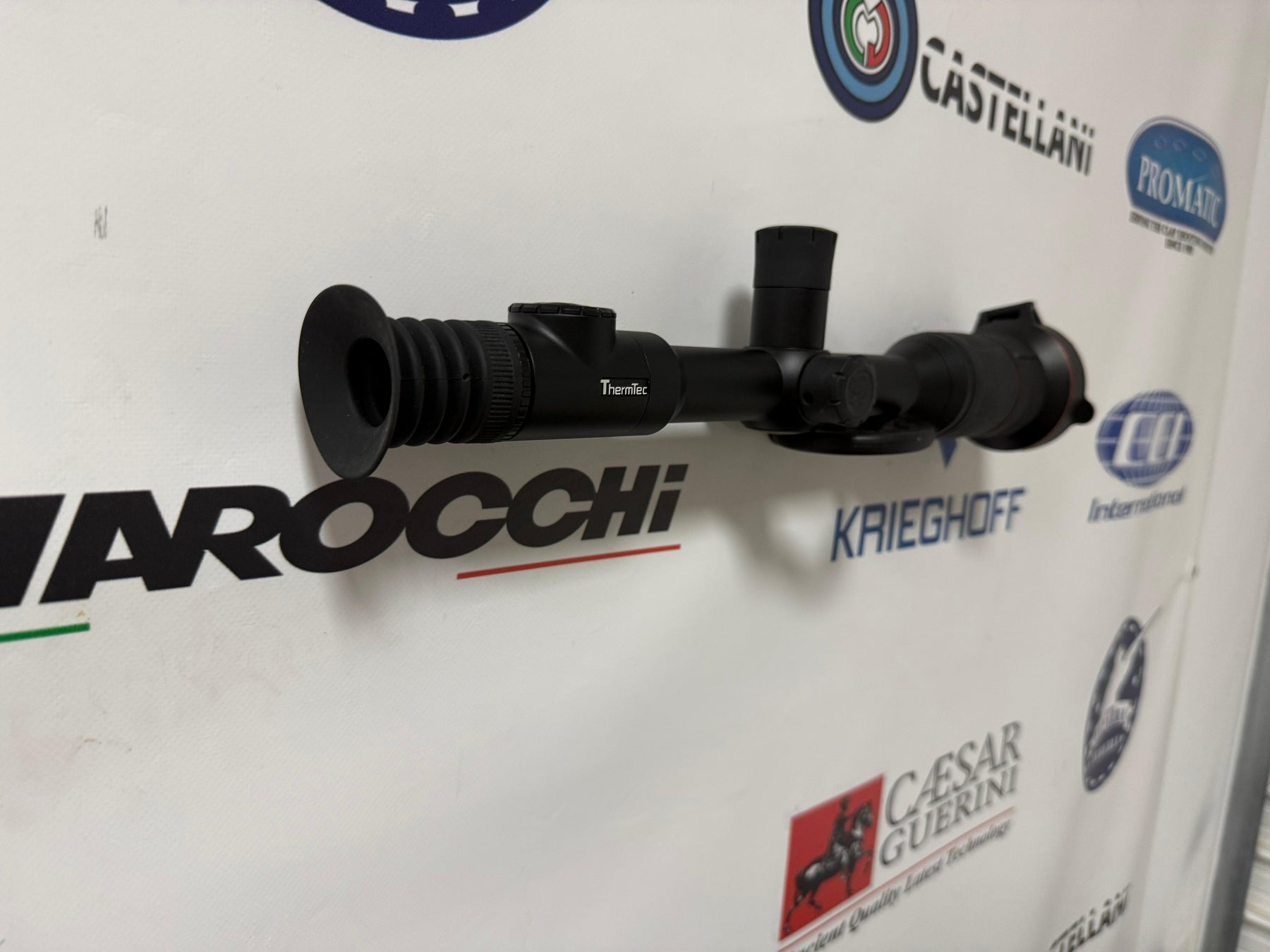 OCASION Visor térmico ThermTec Ares 660 Black