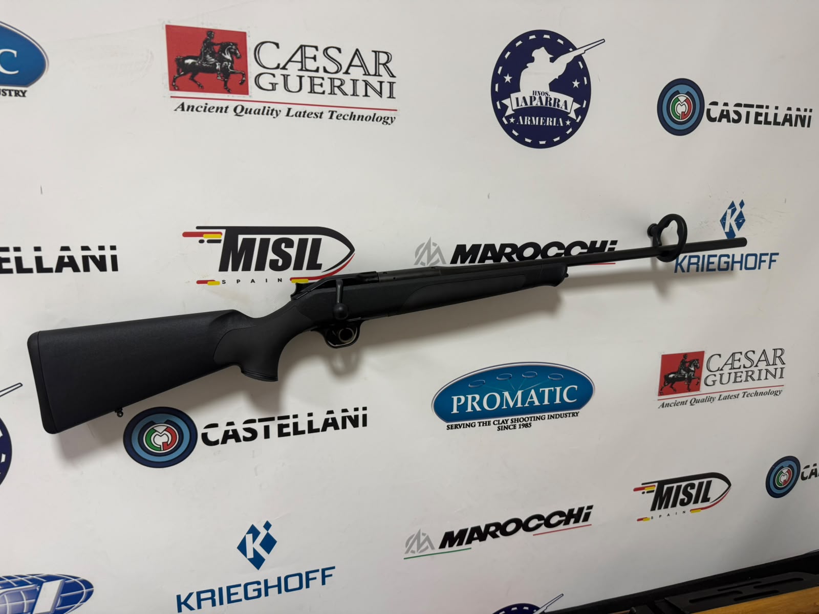 OCASION Rifle Rectilíneo BLASER R8 Professional C/ 7mm Rem. Mag. (Seminuevo)