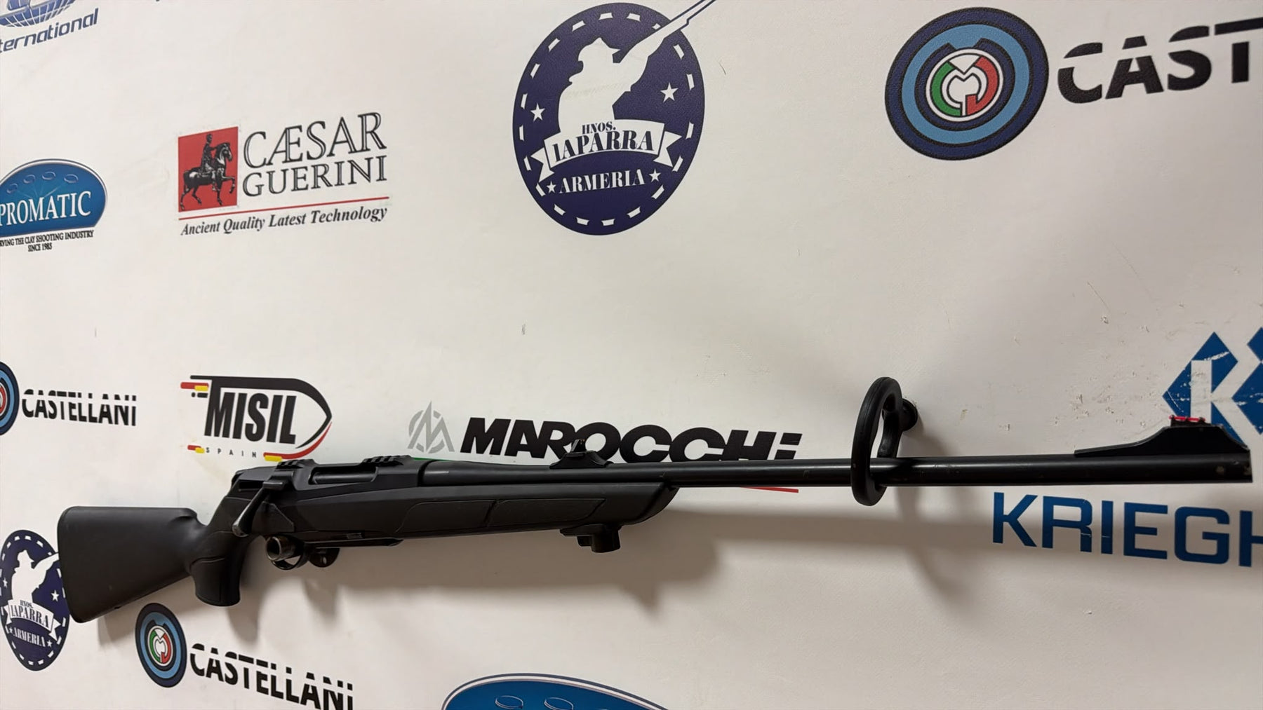 OCASION Rifle de cerrojo MERKEL Helix C/ .300 Win. Mag. sintético
