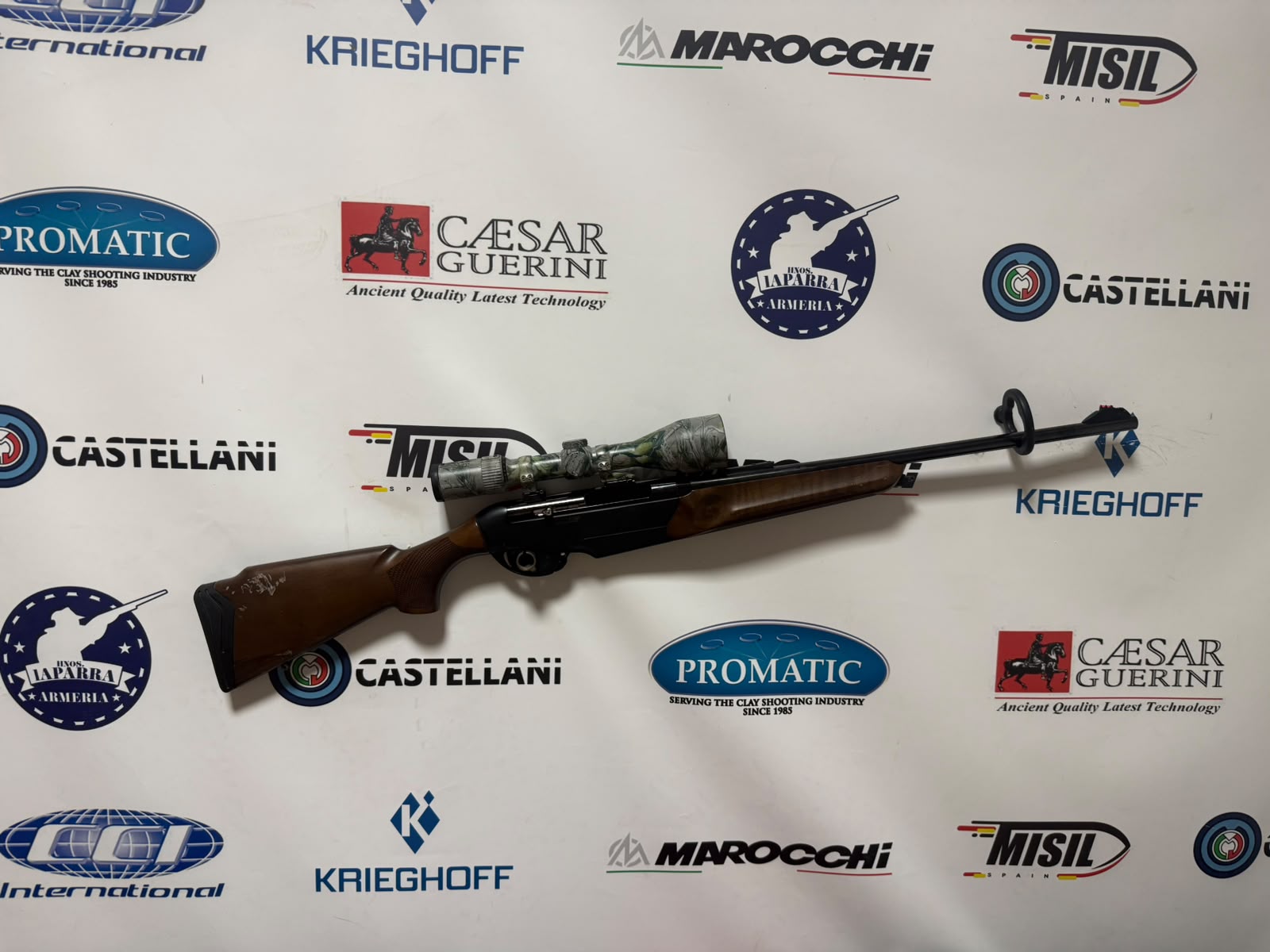 OCASION Rifle Semiautomático BENELLI Argo E C/ 9,3x62 + Visor Avistar 3-12x56