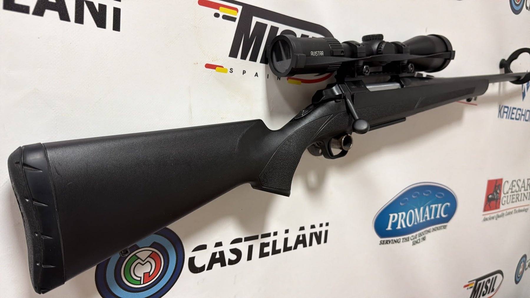 OCASION Rifle de Cerrojo BROWNING A-Bolt C/ .30-06 Spring. + Visor Avistar 2,5-10x50