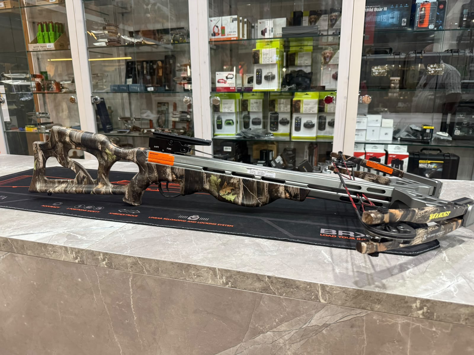 OCASION Ballesta ZASDAR Titan X 200 lb con Cuerda Fast-Flite