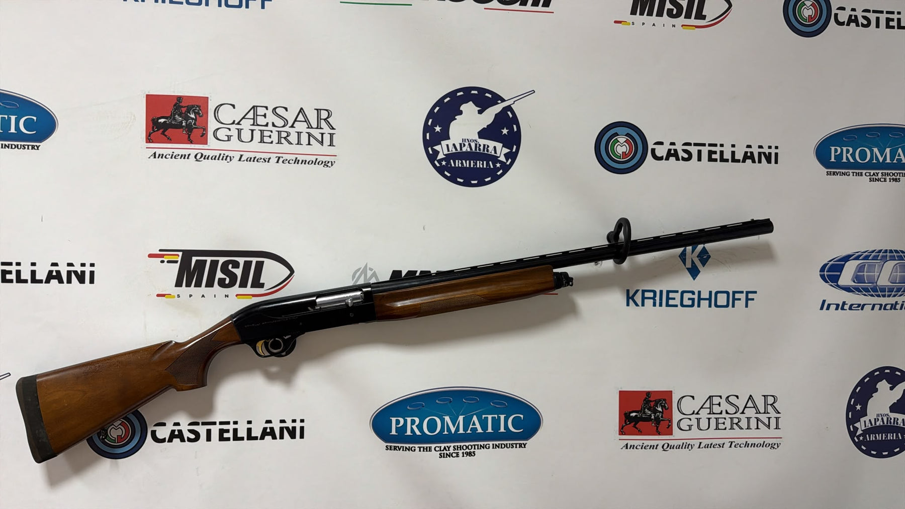 OPORTUNIDADE Caçadeira Semiautomática FRANCHI Affinity 3 Camo Max-5 C/ 20