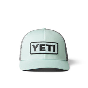Gorra Logo Badge S22 Trucker Hat