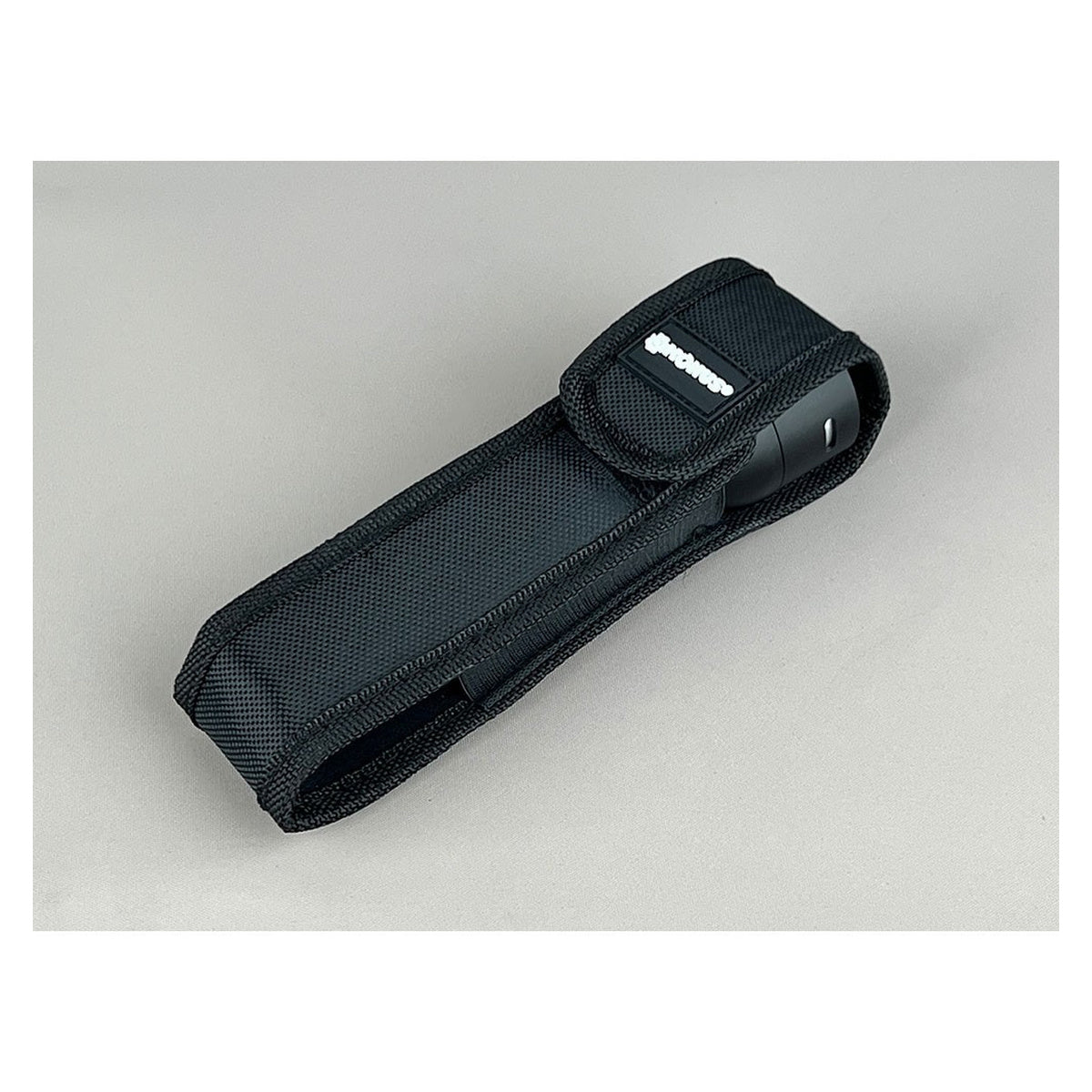 Linterna KONUSLIGHT RC8 · vista 8