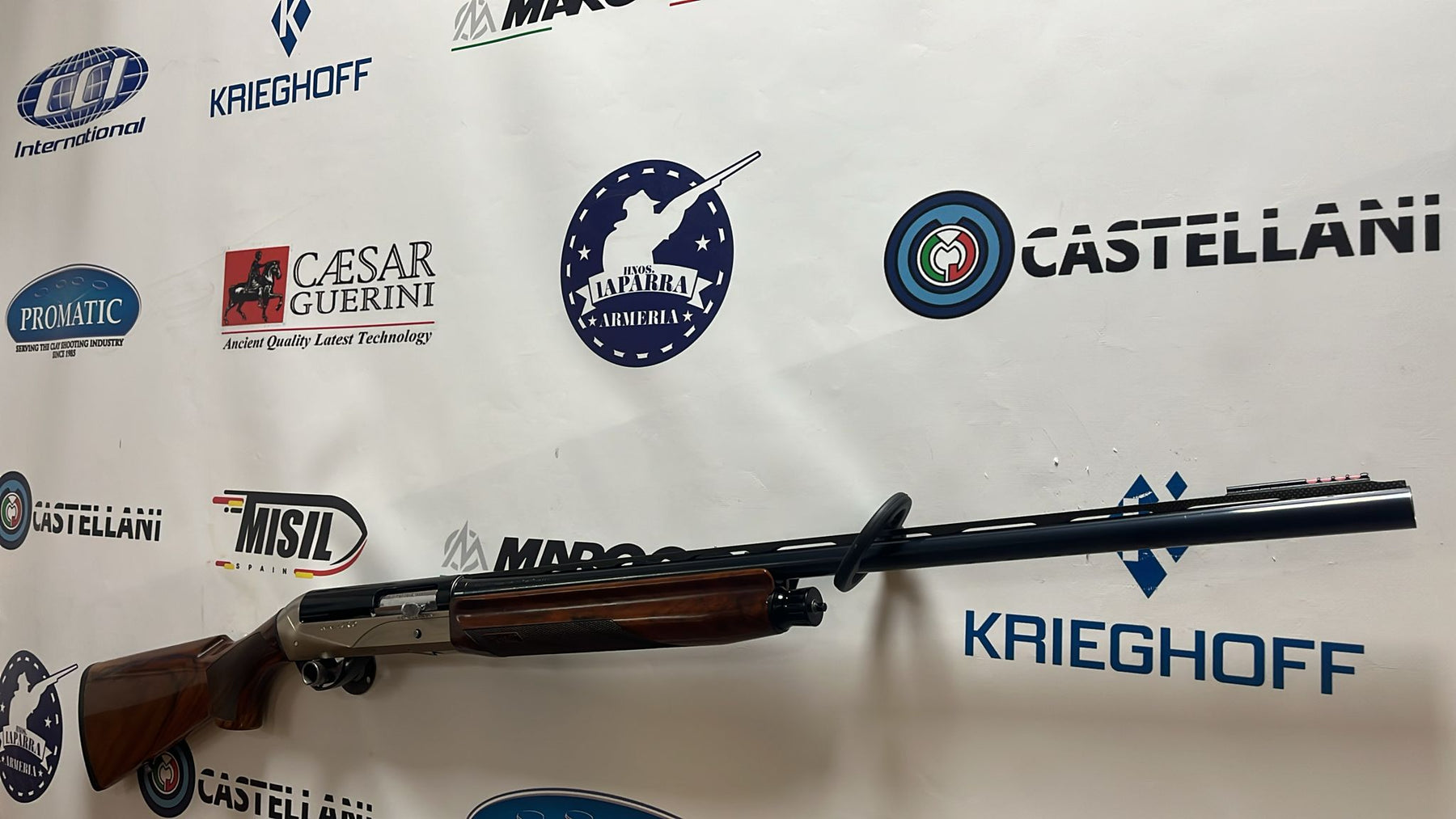 Escopeta Semiautomática Benelli Raffaello Crio Cañón 71cm
