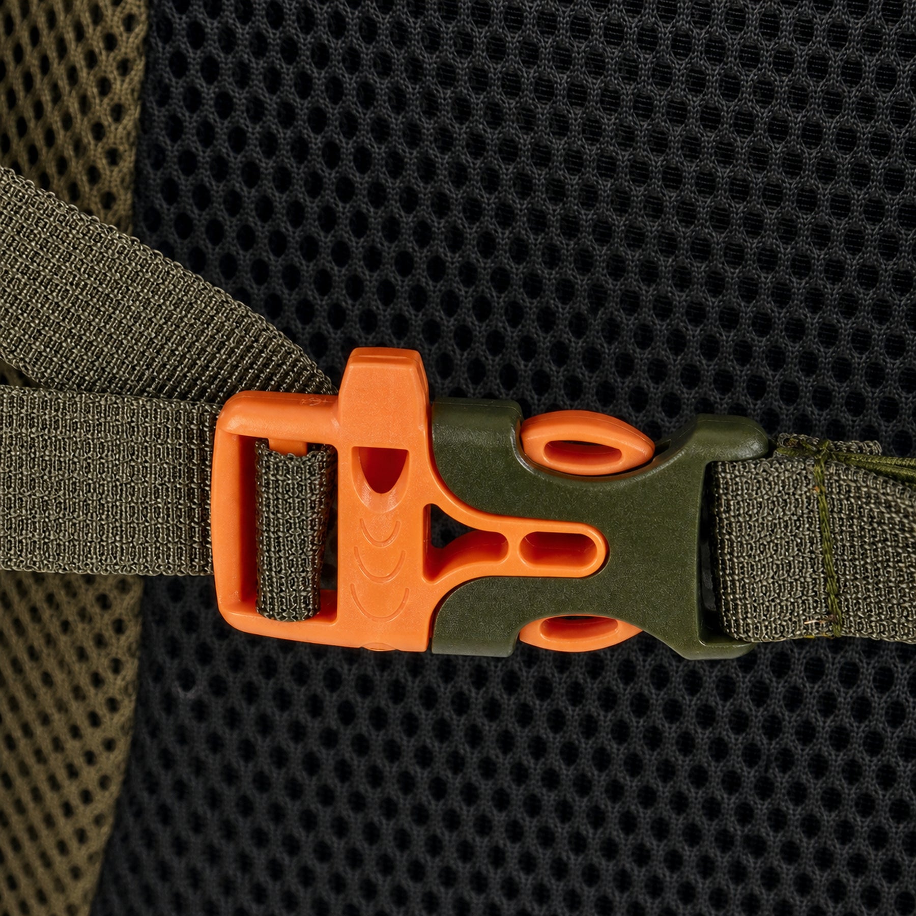 Mochila Browning Hybrid Verde 35 L com banco