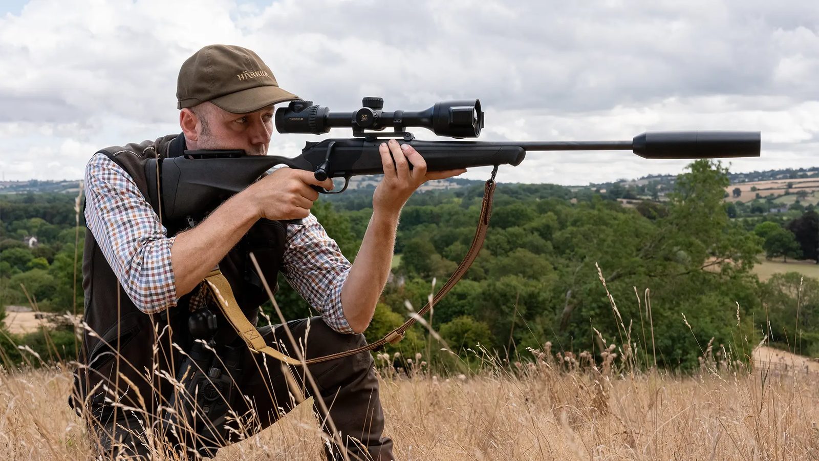 Pulsar Thermion 3 LRF XR60: zoom de 4× a 40× para larga distancia