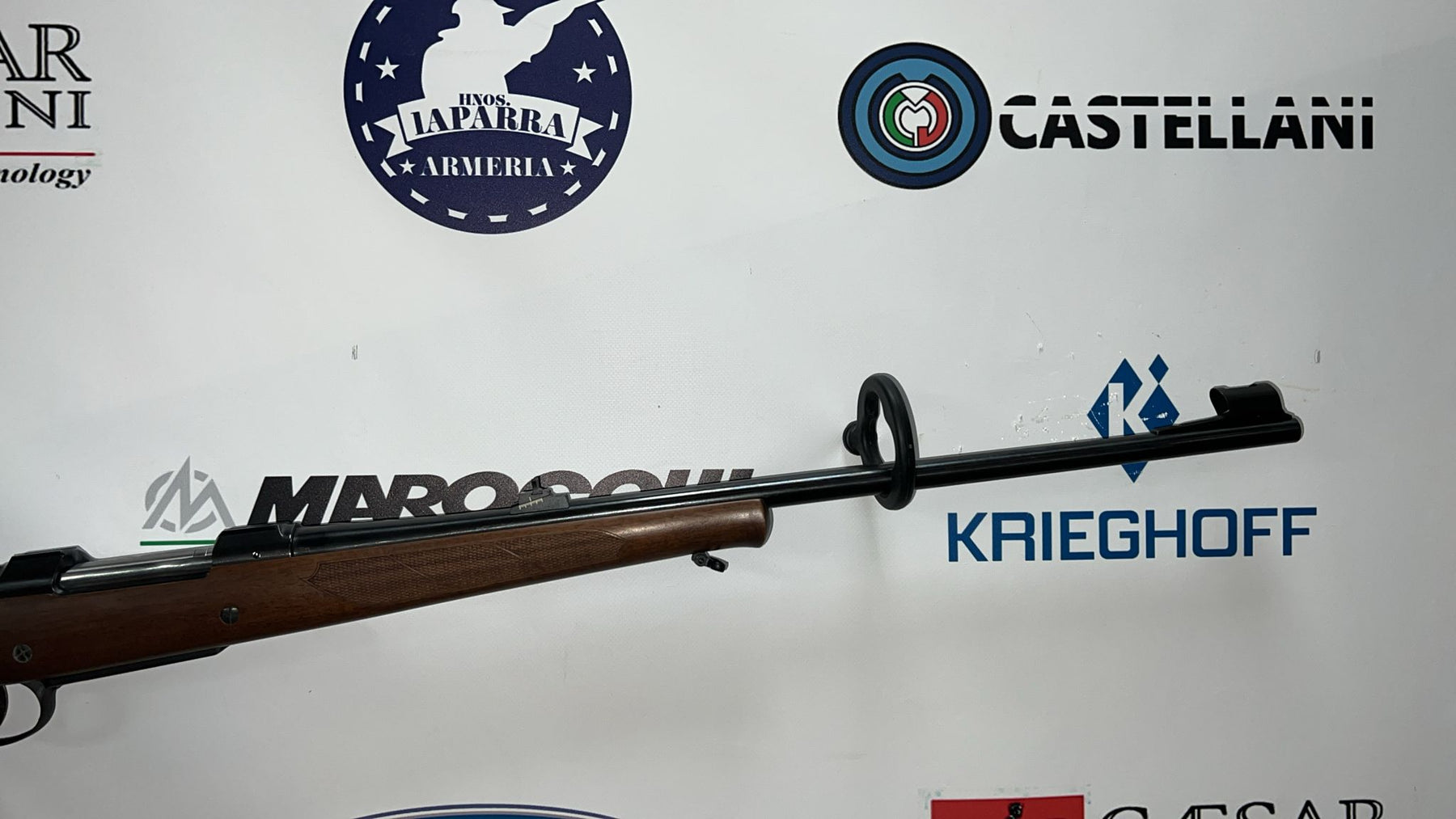 Rifle Ceska CZ 550 Medium C/ 375 H&h   *NUEVO*