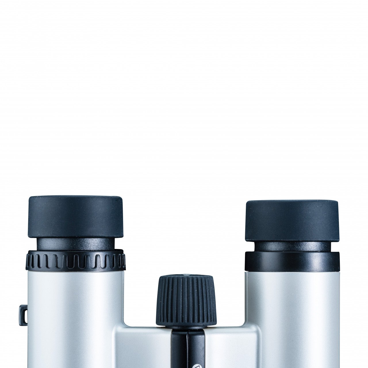 Oculares de los prismáticos blancos Vanguard Vesta 1021 WP